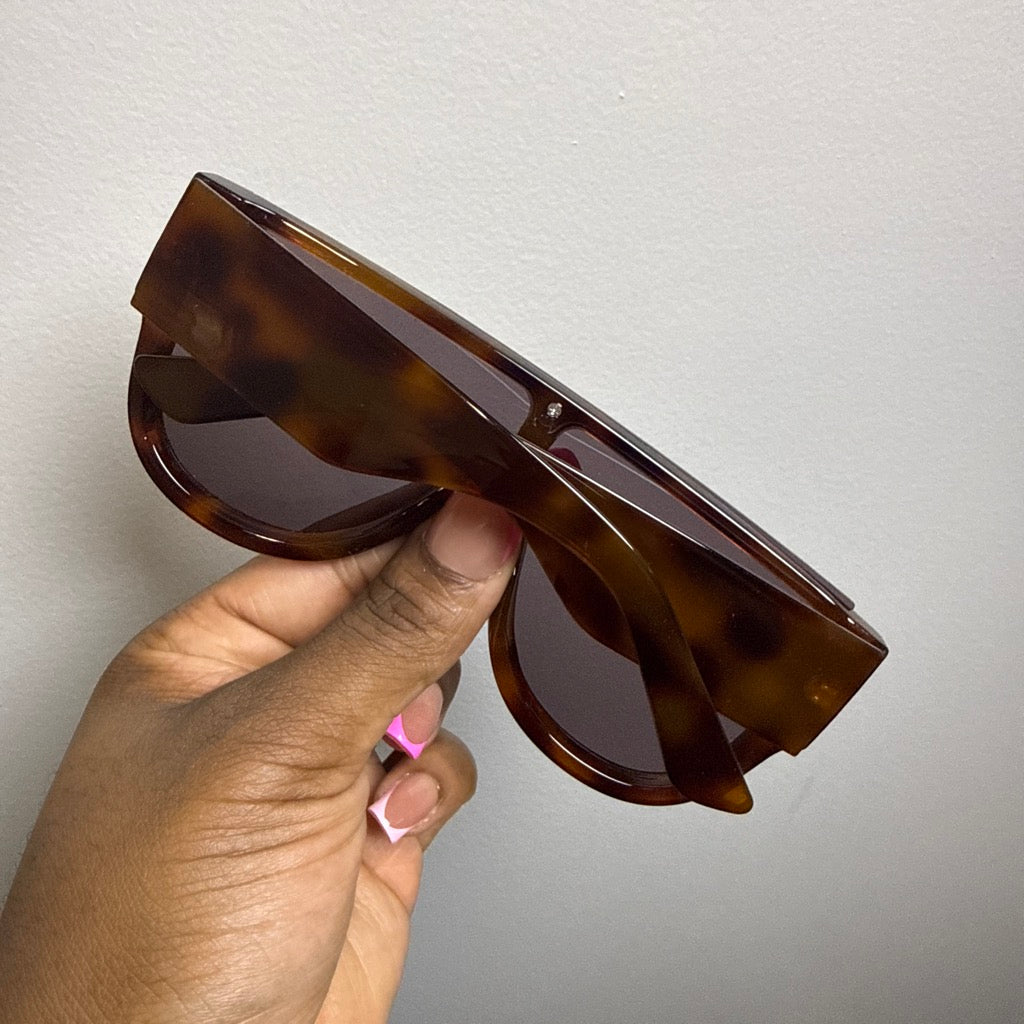 Unisex Oversized Round Bottom Sunglasses | Dark Tortoise-Grey